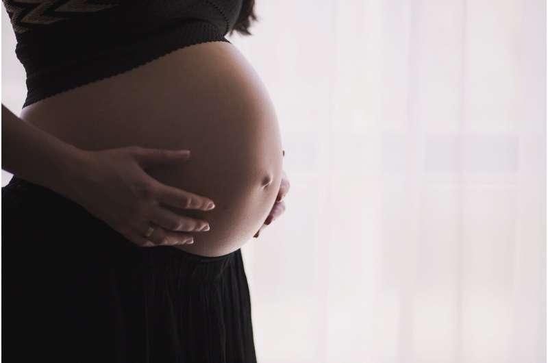 Drug used to prevent miscarriage increases risk of cancer in offspring 