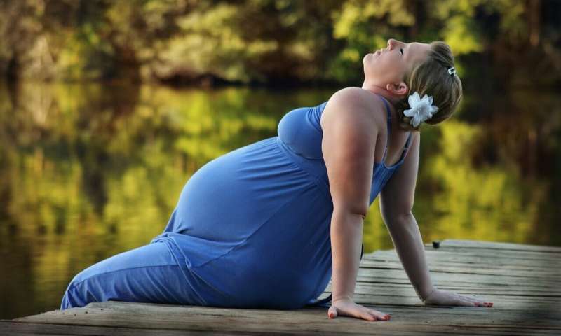 Common pregnancy complications may slow development of infant in the womb, study finds 